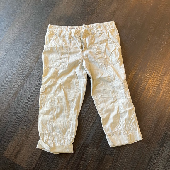 Calvin Klein - Picture 2 of 2